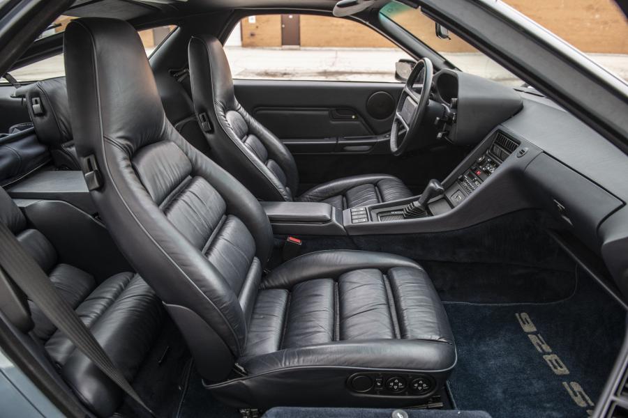 Интерьер Porsche 928 S4 1988 года  (фото 42 из 70)